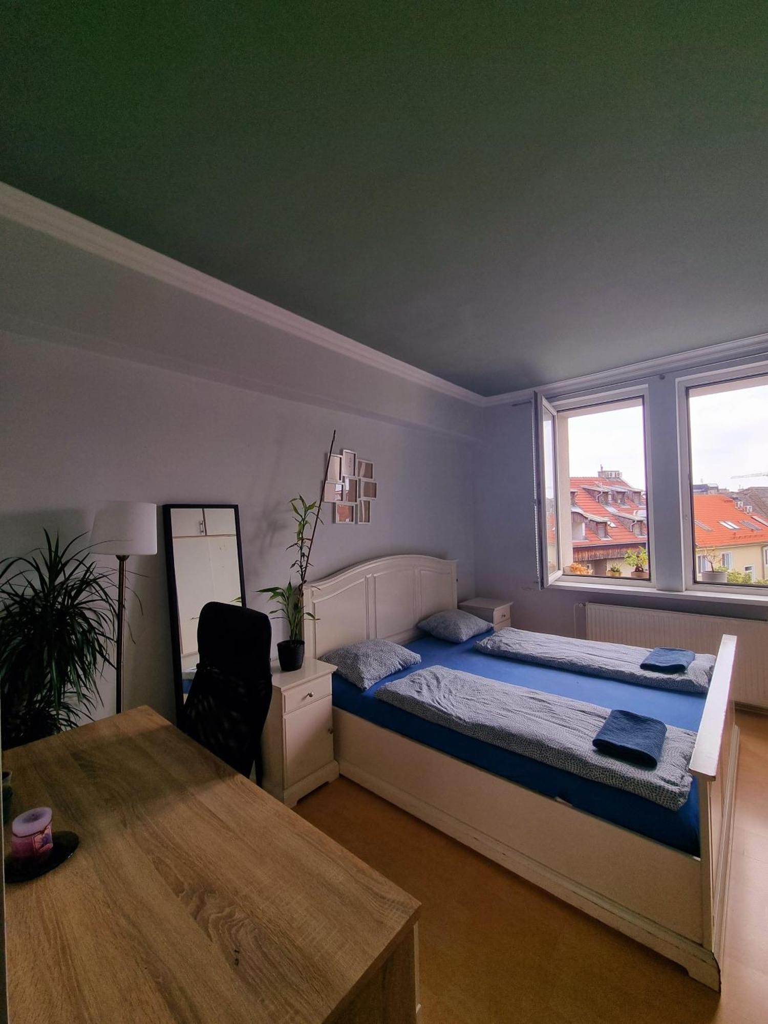 Big 4 Room Huge Apartment Bratysława Zewnętrze zdjęcie