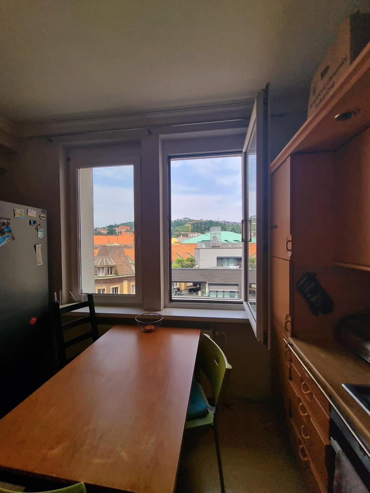 Big 4 Room Huge Apartment Bratysława Zewnętrze zdjęcie